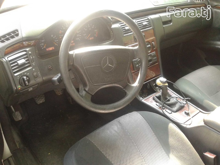 Mercedes-benz E class, 1997 (3) Mercedes-benz E class, 1997 (3)