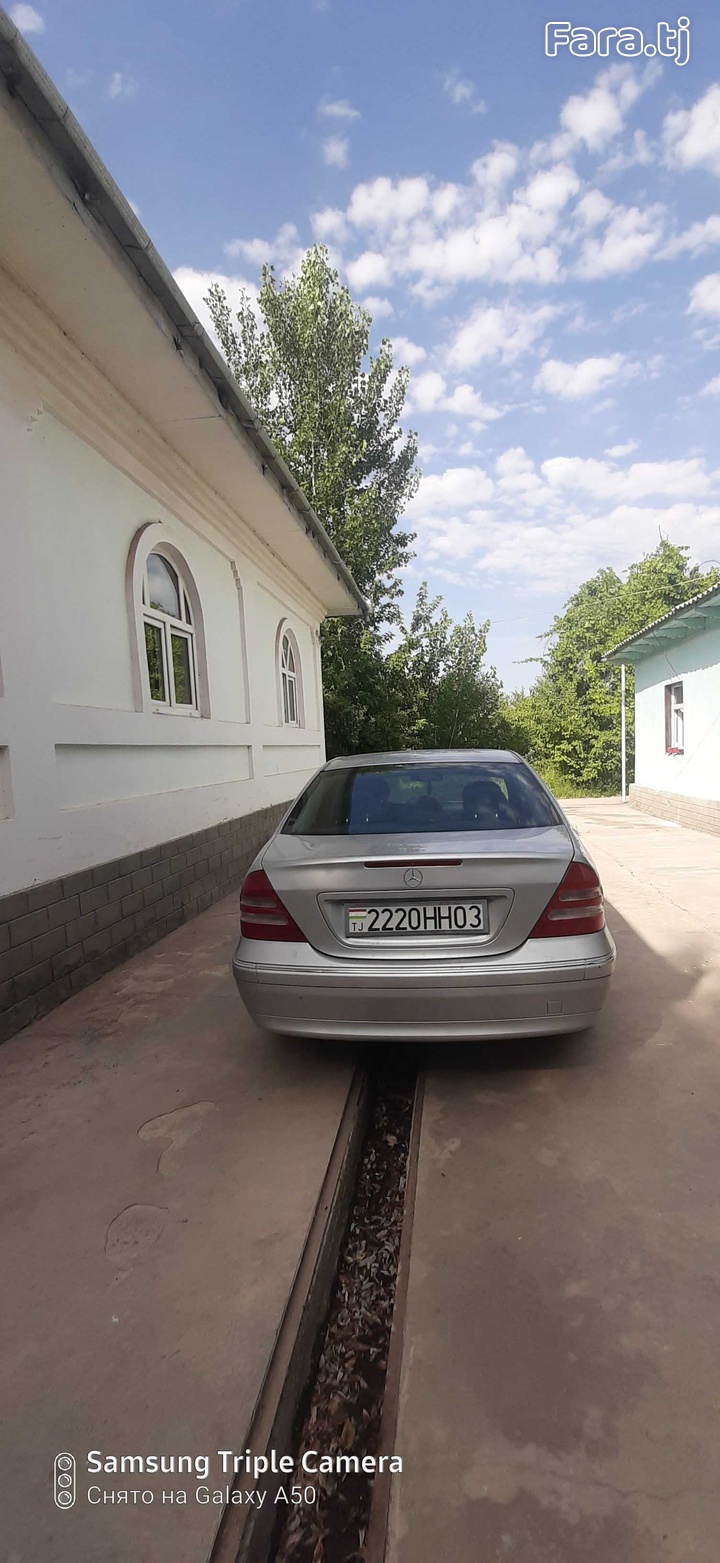Mercedes-benz C class, 2004 (1) Mercedes-benz C class, 2004 (1)