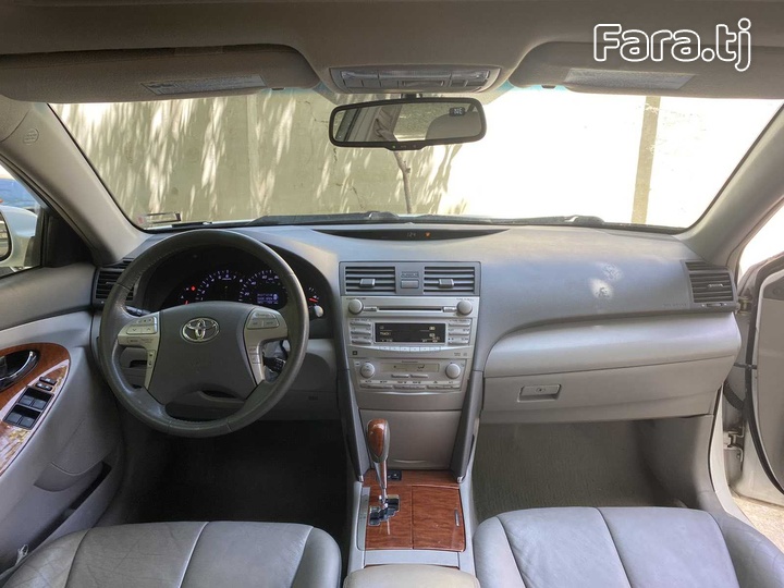 Toyota Camry, 2010 (7) Toyota Camry, 2010 (7)