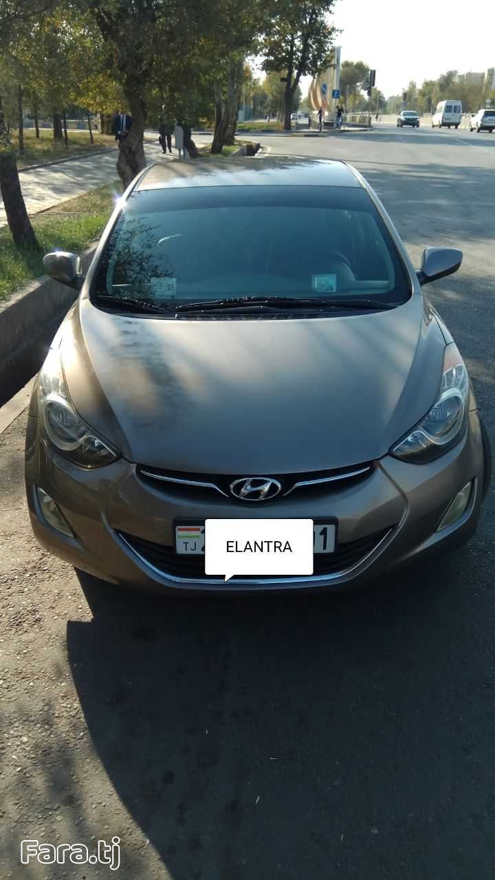 Hyundai Elantra, 2013 г. Hyundai Elantra, 2013 г.