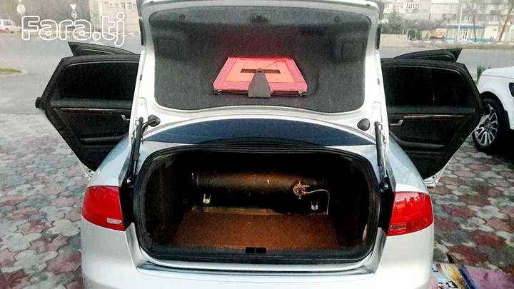 Audi A4, 2005 г (6) Audi A4, 2005 г (6)