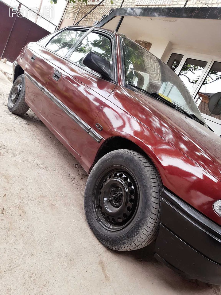 Opel Astra, 1992 (1) Opel Astra, 1992 (1)