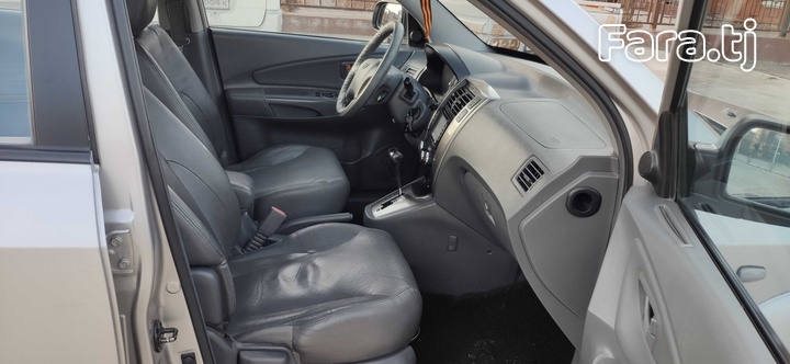 Hyundai Tucson, 2007 г. (4) Hyundai Tucson, 2007 г. (4)