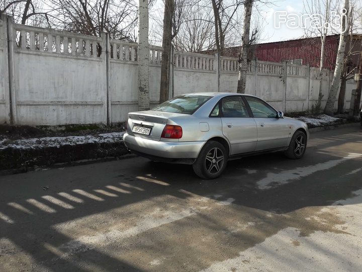 Audi A4, 1996 г (2) Audi A4, 1996 г (2)