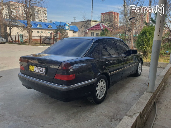 Mercedes-benz C class, 1998 (2) Mercedes-benz C class, 1998 (2)