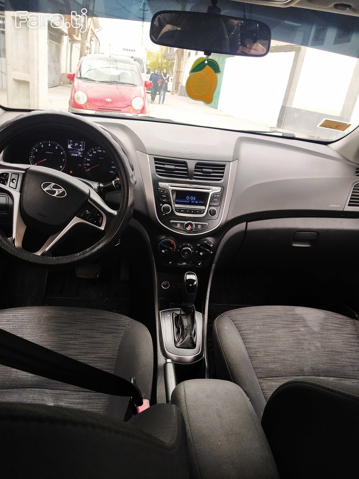 Hyundai Solaris, 2014 г. (4) Hyundai Solaris, 2014 г. (4)