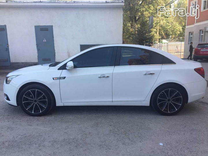 Chevrolet Cruze, 2010 г (1) Chevrolet Cruze, 2010 г (1)