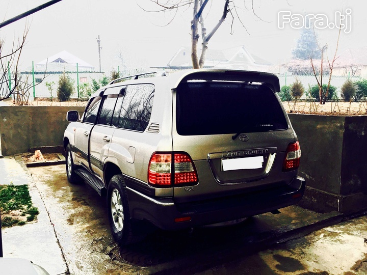 Toyota Land Cruiser, 2004 г (1) Toyota Land Cruiser, 2004 г (1)