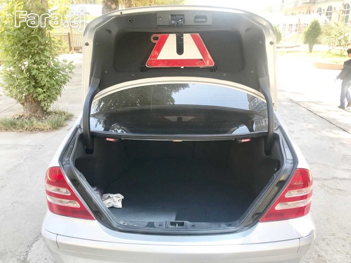 Mercedes-benz C class, 2001 (2) Mercedes-benz C class, 2001 (2)