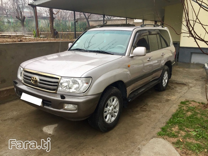 Toyota Land Cruiser, 2004 г Toyota Land Cruiser, 2004 г