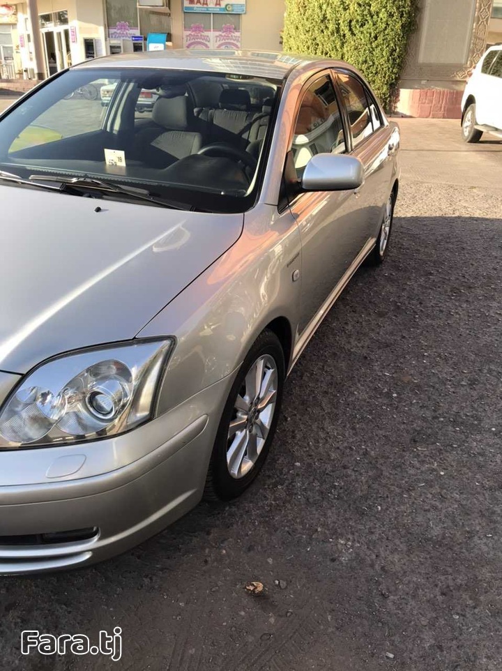Toyota Avensis, 2004 (2) Toyota Avensis, 2004 (2)
