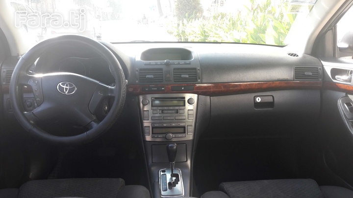 Toyota Avensis, 2004 г Toyota Avensis, 2004 г