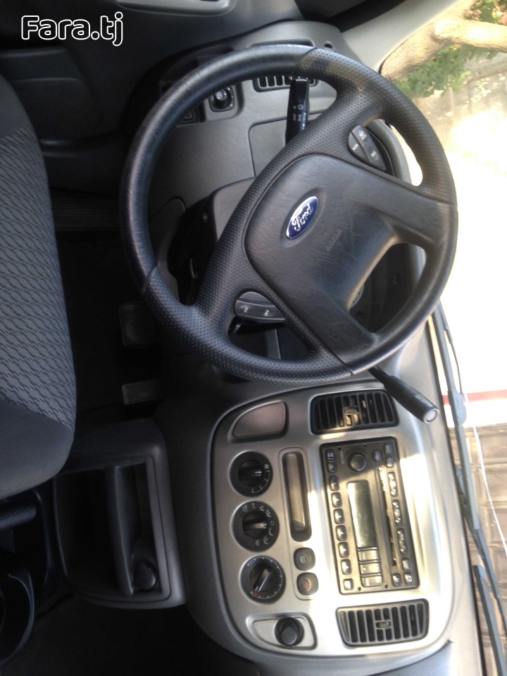 Ford Escape, 2003 (3) Ford Escape, 2003 (3)