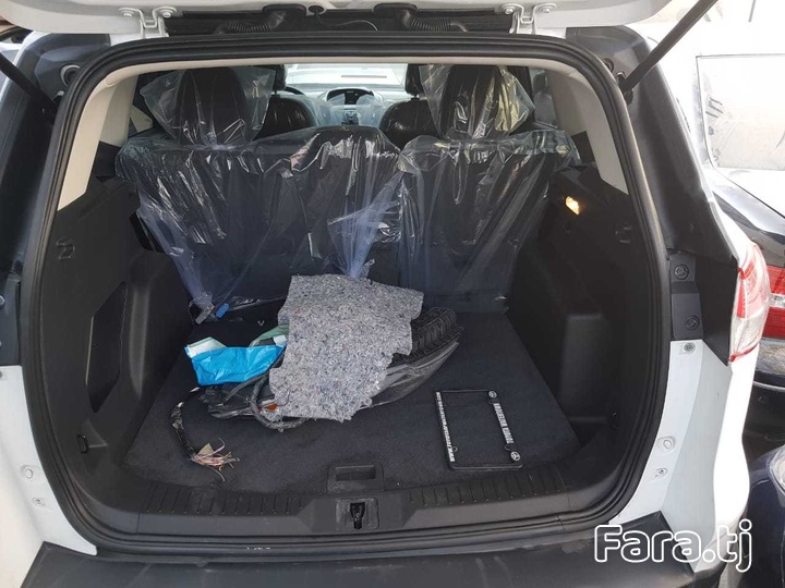 Ford Escape, 2017 г. (2) Ford Escape, 2017 г. (2)