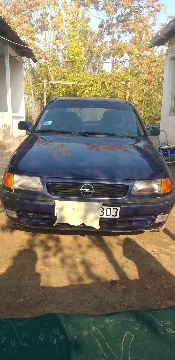 Opel Astra, 1995 (3) Opel Astra, 1995 (3)