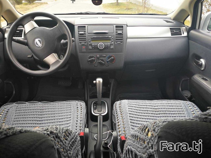 Nissan Tiida, 2010 (2) Nissan Tiida, 2010 (2)