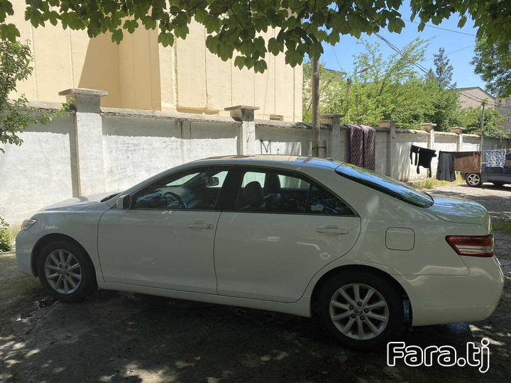 Toyota Camry, 2010 (1) Toyota Camry, 2010 (1)