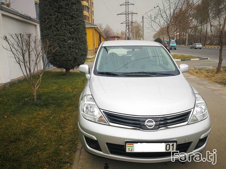 Nissan Tiida, 2010 Nissan Tiida, 2010