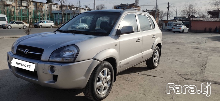 Hyundai Tucson, 2007 г. (2) Hyundai Tucson, 2007 г. (2)