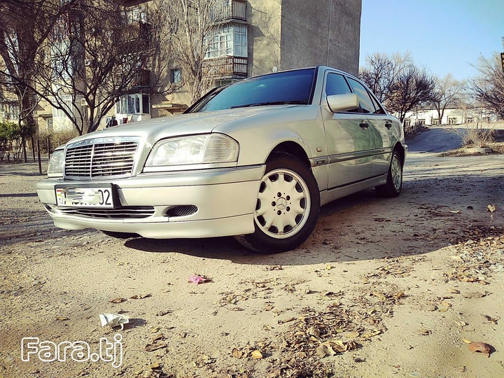 Mercedes-benz C class, 2000 (2) Mercedes-benz C class, 2000 (2)