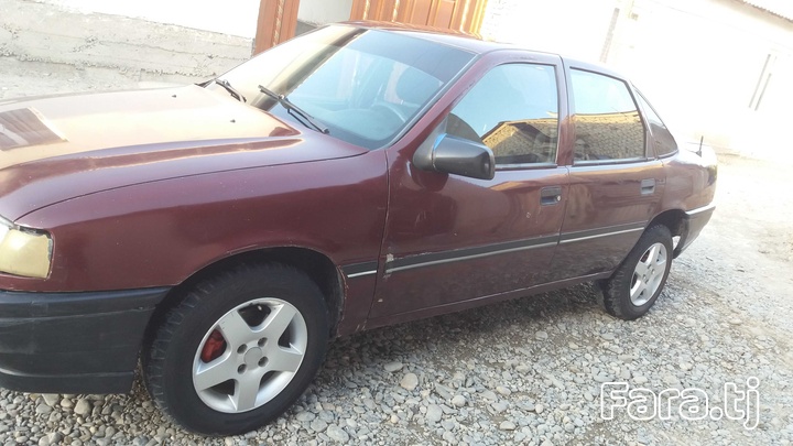 Opel Vectra А, 1992 (2) Opel Vectra А, 1992 (2)