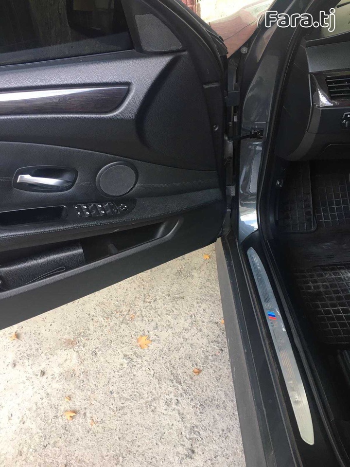 BMW 5er, 2009 (2) BMW 5er, 2009 (2)