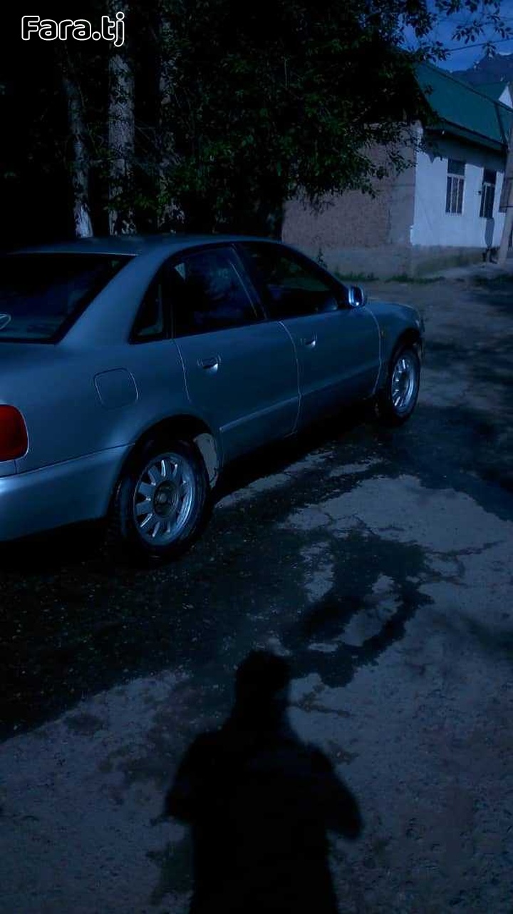 Audi A4, 1998 (2) Audi A4, 1998 (2)
