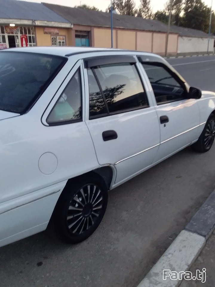 Daewoo Nexia, 1995 г. Daewoo Nexia, 1995 г.