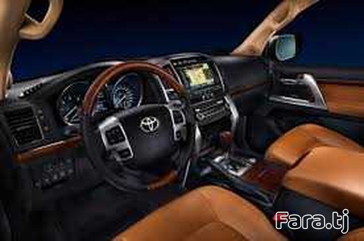 Toyota Land Cruiser, 2015 (2) Toyota Land Cruiser, 2015 (2)